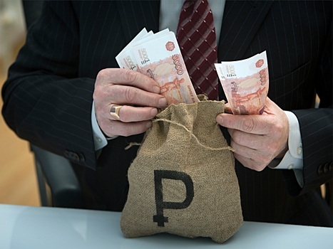 "Это справедливо": в Госдуме одобрили повышение налога для богатых