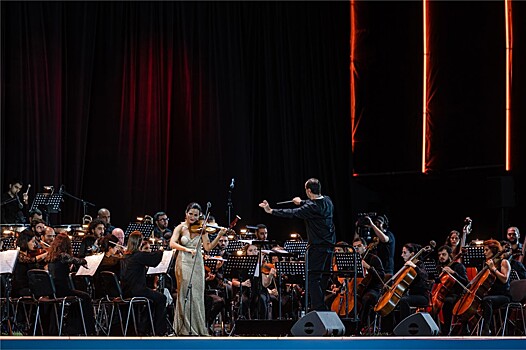 Симфонический оркестр Армении дважды сыграл на бис в "Сириусе" в Сочи