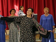 Весенний размах. В Академическом районе выступил хор «Московского долголетия»