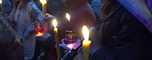 В Пушкине зажгли свечу памяти у мемориала «Скорбящая мать»