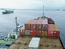 Китай подвёл: Импорту РФ предрекли падение на 12% после санкций против Мосбиржи