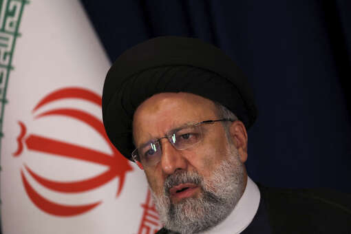 Иранский депутат Алирезабиги опроверг новость о выходе на связь вертолета Раиси