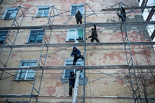 Подрядчики сорвали сроки капремонта жилых домов в Заполярье