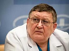 У директора НИИ Джанелидзе, который обвинял всех во вранье и рапотровал, что средств защиты хватает, диагностировали пневмонию