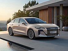 Бизнес-седан Roewe M7 выходит на рынок: дешево и при этом богато
