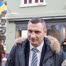 Поведение Кличко на похоронах Кернеса возмутило украинцев