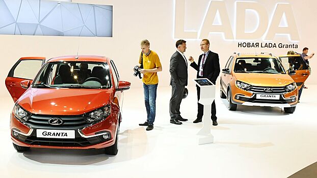 «АвтоВАЗ» вновь поднял цены на автомобили Lada