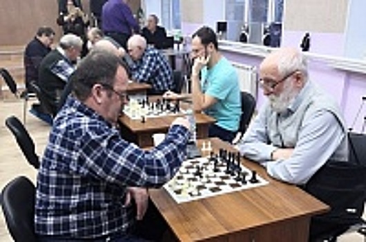 Ветераны Зеленограда сразились на шахматном турнире