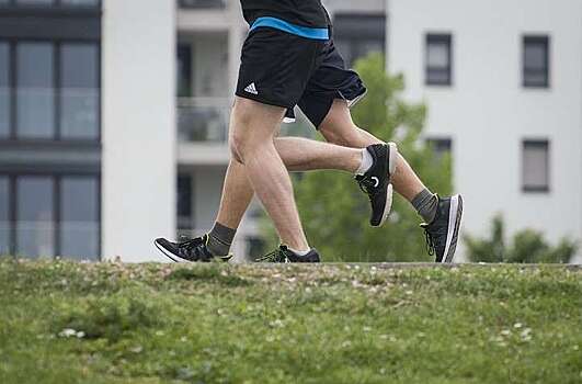 В Испании разрешили гулять и заниматься спортом на улице