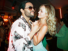 Лили-Роуз Депп опубликовала пикантные фото со съёмок «Идола»