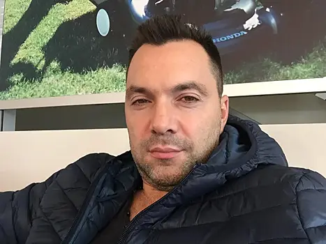 Арестович объяснил, почему Украина не уберет стремление в НАТО из конституции