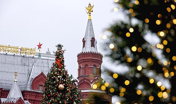 Россиянам предложили давать три дня отпуска за смену в новогоднюю ночь