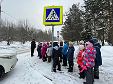 К учащимся школы №1528 приехал в гости «Шагающий автобус»