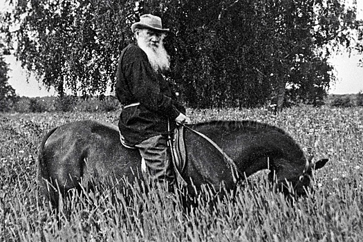 Как Лев Толстой увлекался восточной философией и хотел написать книгу об освоении Сибири