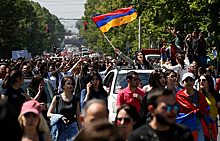 Оппозиция начала автопробег из Еревана в Гюмри