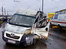 Двадцать человек пострадали в крупном ДТП в Туле