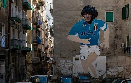 Картину левой ноги Марадоны украли в Неаполе