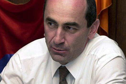 Суд освободил экс-президента Армении Роберта Кочаряна