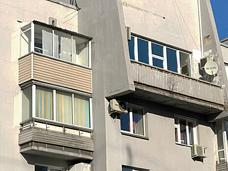 Установку кондиционера на фасаде многоквартирного дома могут признать незаконной