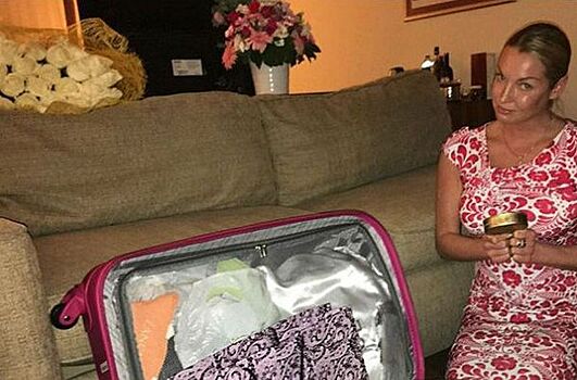 Анастасию задержали с контрабандой на таможне