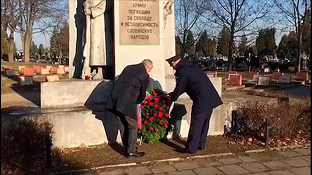 На мемориальных кладбищах в Польше проходит акция «Дорога памяти»