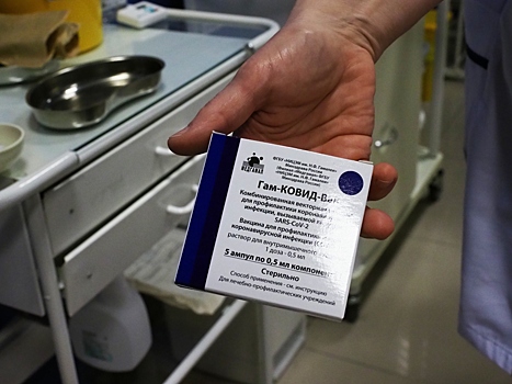 «Поощрять вакцинацию – правильно!» - вирусолог о программе «Миллион призов» для старшего поколения