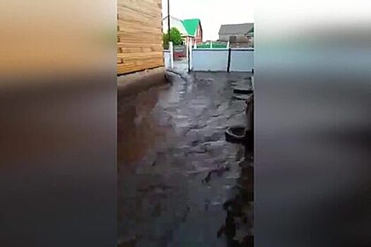 Где сейчас наводнения в россии. Потоп в Башкирии. Наводнения в России. Потоп в Москве. Ливень наводнение.