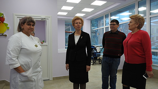В Саратове после ремонта открылась поликлиника, за которую боролись родители
