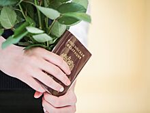 Торжественные церемонии получения паспортов в офисе на Ленинградке стали происходить в два раза чаще