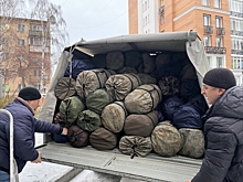 Добровольцы из элитного отряда «Вега» получили спальные мешки в дар от сотрудников госструктур