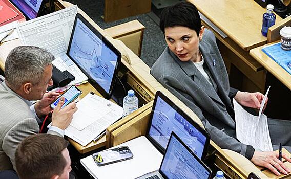 «Не голосуем!»: «Единая Россия» избрала хитрую тактику в Госдуме, кто только научил?