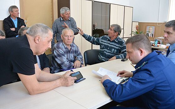 Прокурор провёл выездной приём в Березанской