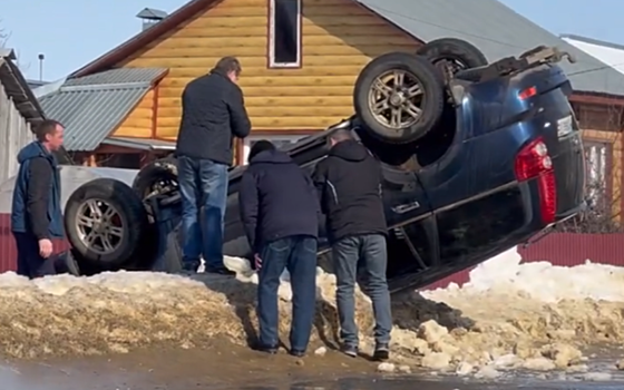 В Сасове автомобиль перевернулся на крышу
