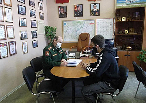 Военный комиссариат Саратовской области провел воинский учёт более 6 тыс. граждан