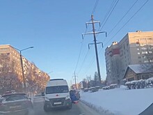 Во Владимире водитель умер у своего автомобиля