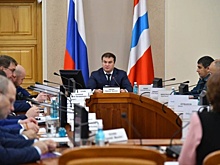Омский губернатор Хоценко представил новую команду