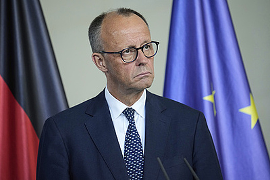 Мерц заявил, что склонен верить польской версии с диверсией на железной дороге