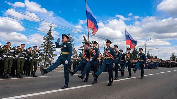 Наследники авторов военных композиций запретили их использование в России в День Победы