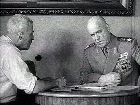 «Смыть!»: что крамольного сказал маршал Жуков на своей даче Константину Симонову