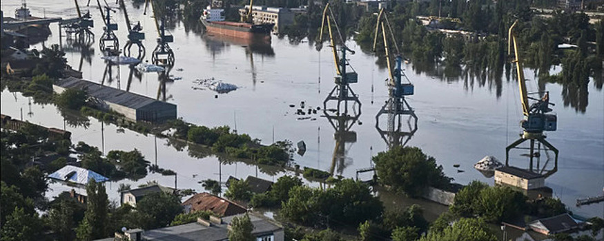 Власти Украины попросили НАТО помочь ликвидировать последствия разрушения Каховской ГЭС