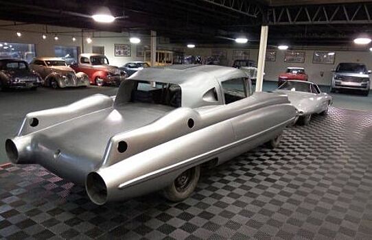 Концепткар 50-х годов выставлен на продажу