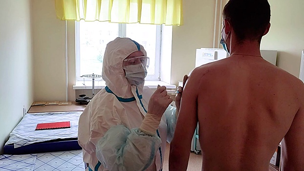 В Сибири более 2 тыс. военнослужащих по призыву вакцинировались от COVID-19
