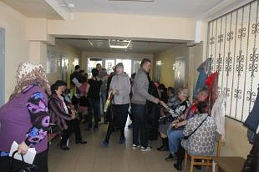 ОНФ: Пациенты поликлиники Новоусманской больницы неделями ждут обследования