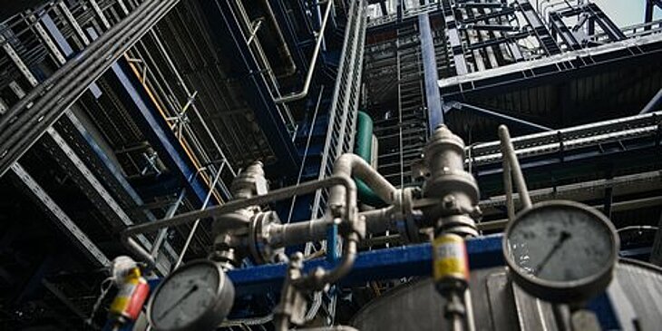 Экономист оценил более чем 7-процентное падение цен на нефть
