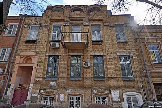 В Ростове проверка выявила неаккуратную заделку швов в ходе капремонта дома купца Привалова