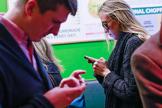 Попали в оборот. Американские соцсети годами не удаляют противоправный контент. В России их заставили за это платить