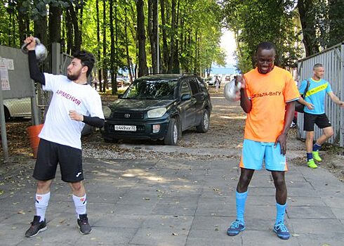 В межнациональной спартакиаде среди 15 команд победили татары
