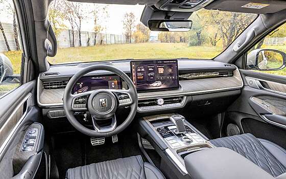 Гибридный внедорожник дешевле бензинового: на что он способен на бездорожье