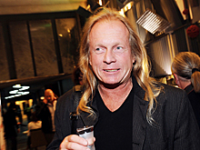 Долгое падение в бездну и одинокая смерть в Новый год: что на самом деле сгубило Криса Кельми