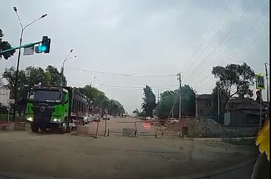 «Ни разметки, ни знаков»: водители Благовещенска жалуются на состояние дорог